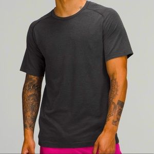 Lululemon Metal Vent Tech Short Sleeve